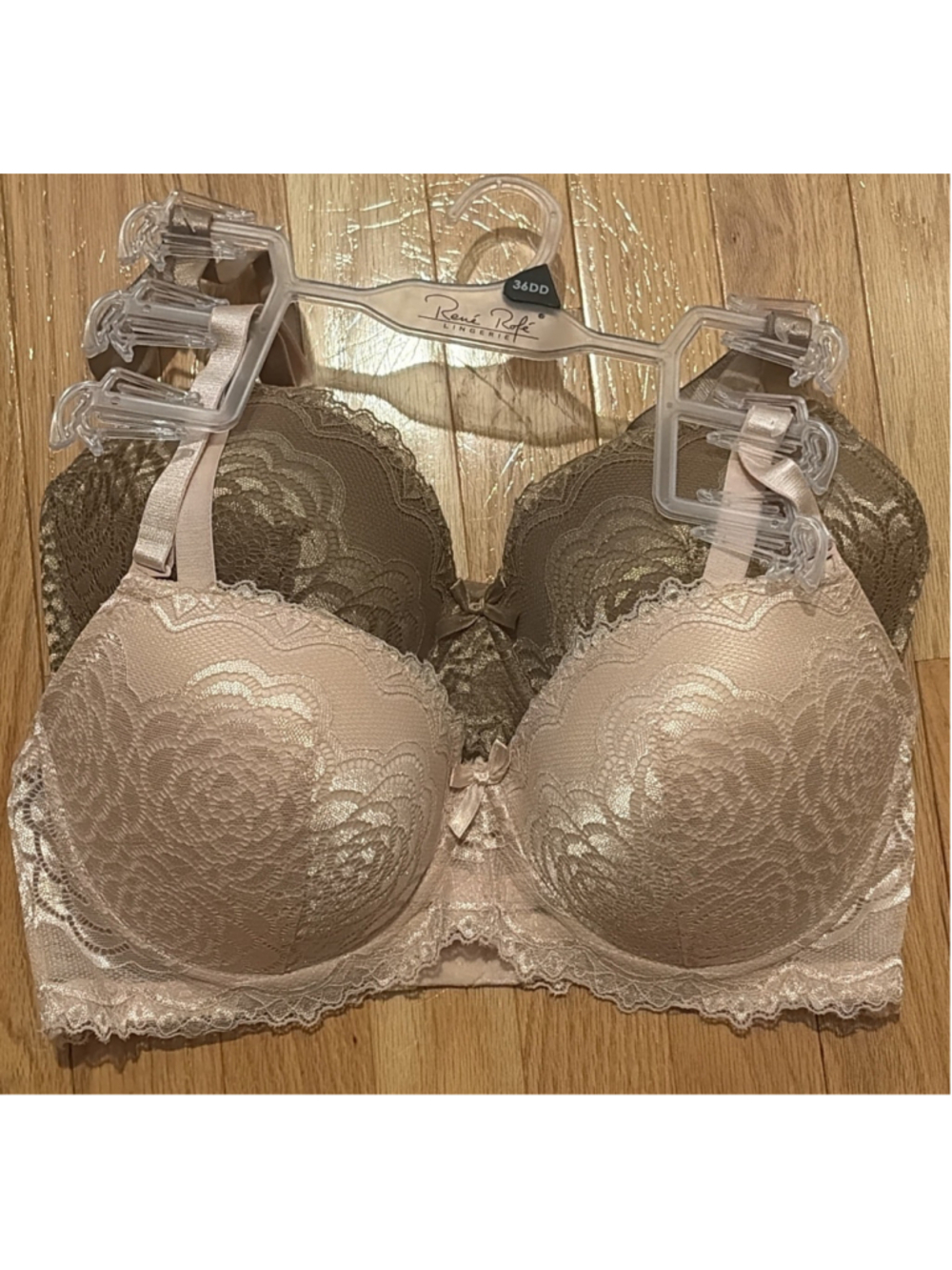 Set of 2 Bras Size 36DD - Rene Rofe NWT